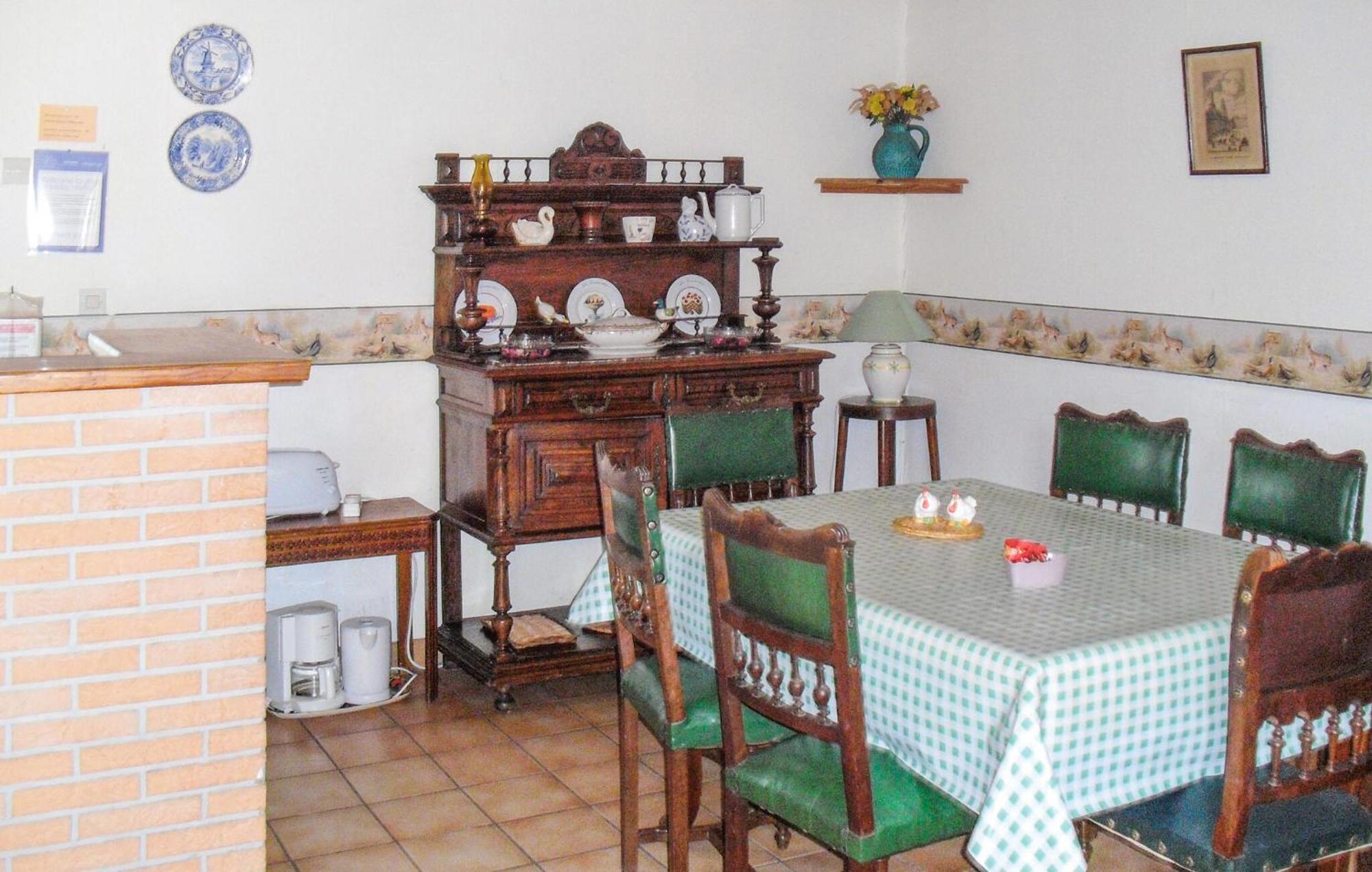3 Bedroom Beautiful Home In Hames Boucres Экстерьер фото